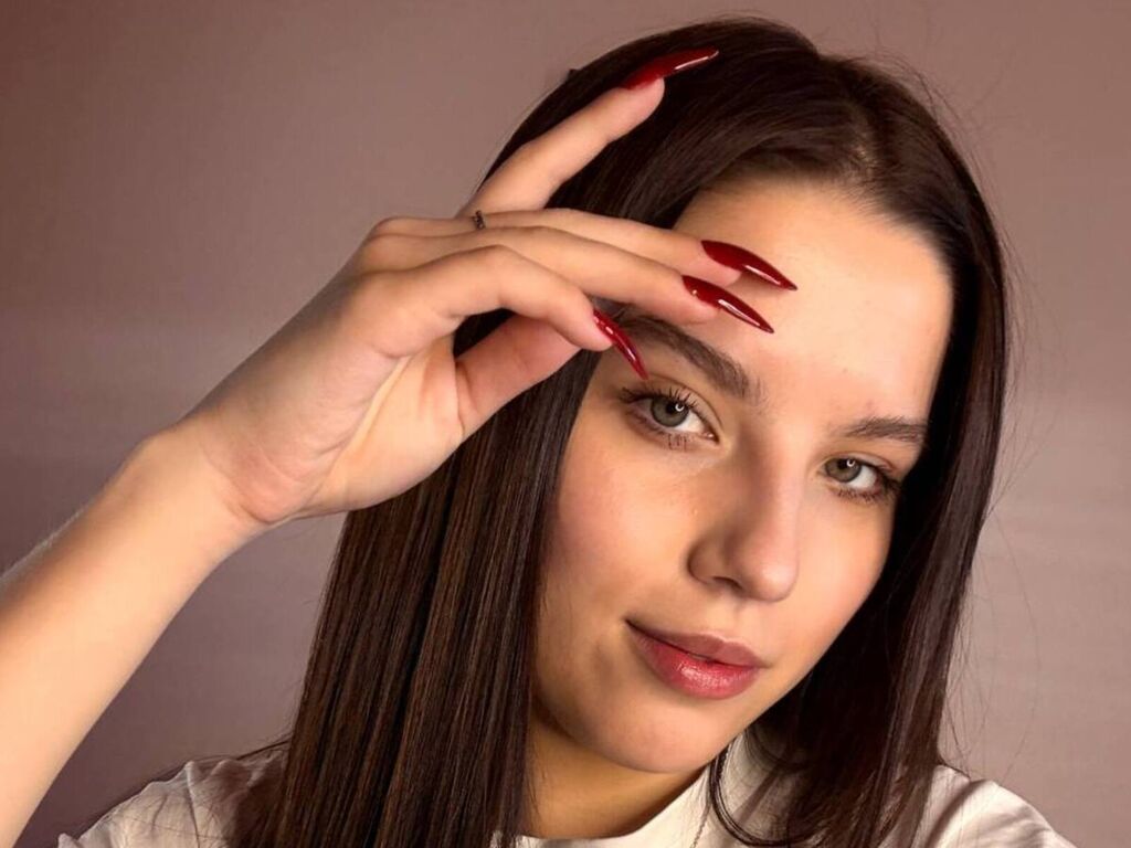 Leila Farabee Picture